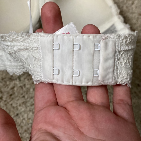 White, laced, strapless bra. - Picture 3 of 4
